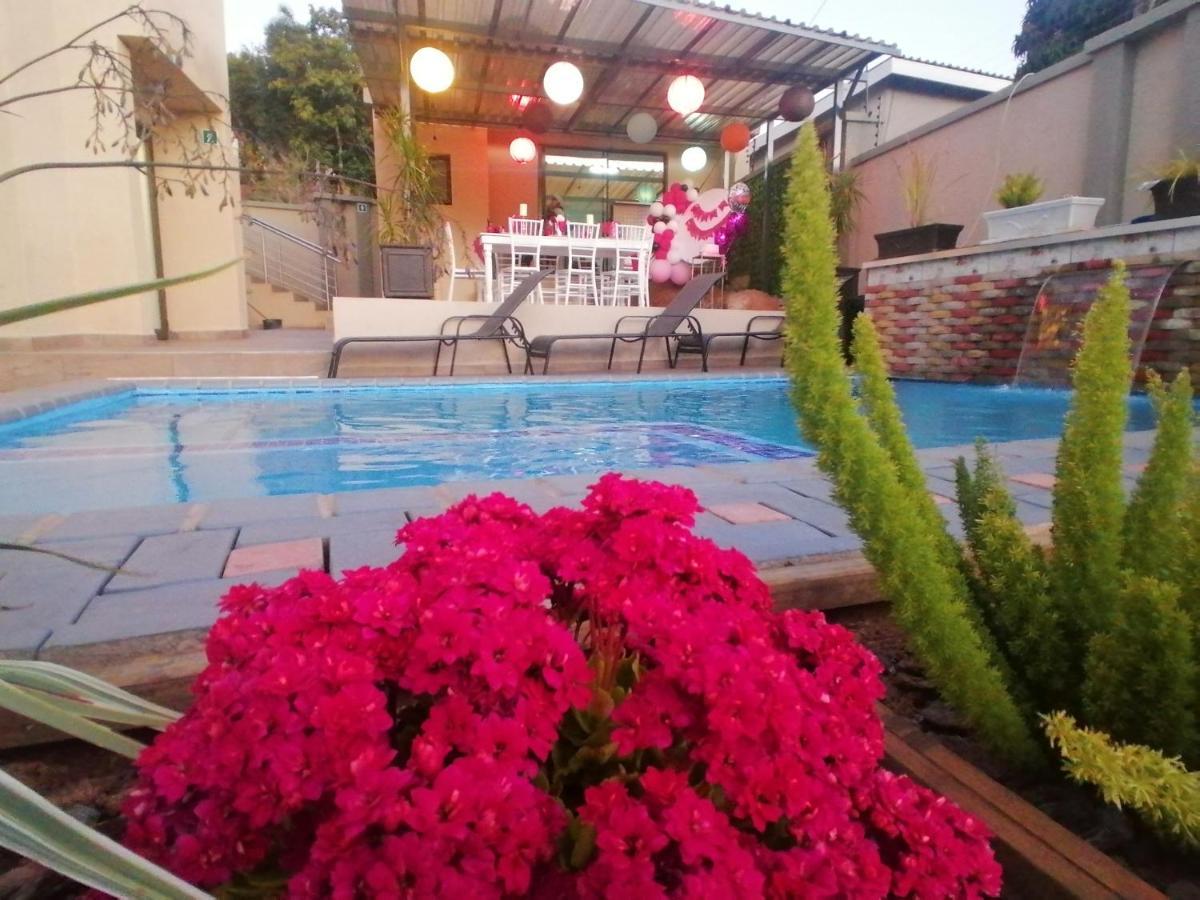 Sibebe View Villa Mbabane Extérieur photo