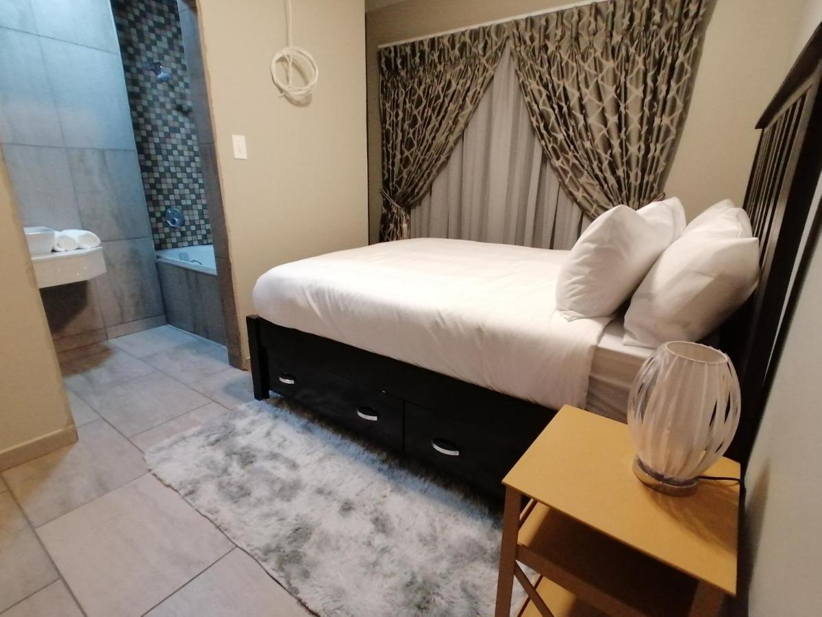 Sibebe View Villa Mbabane Extérieur photo