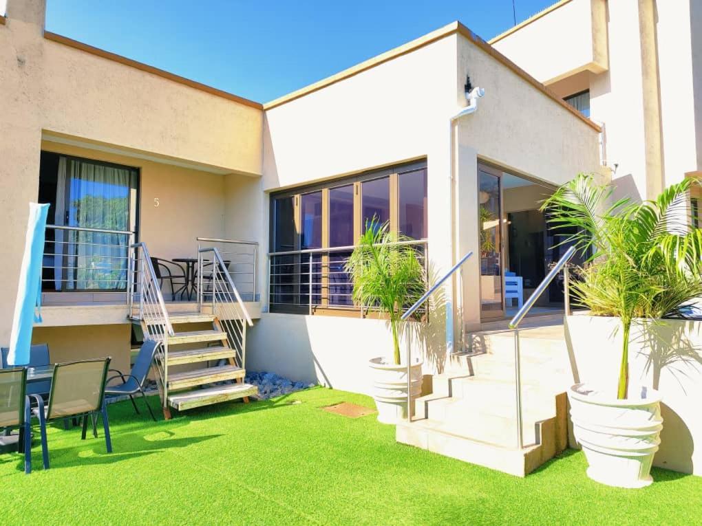 Sibebe View Villa Mbabane Extérieur photo